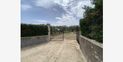 Ampio Terreno a 500 Metri dal Mare in zona Campolato II